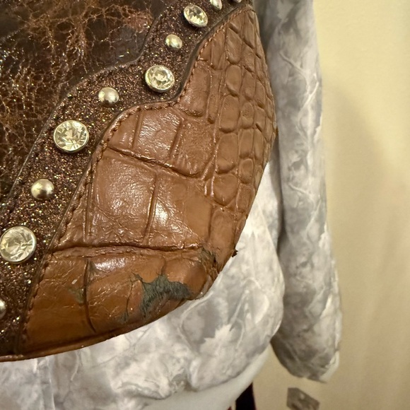 Blazin Roxx Brown Embossed Shoulder Bag - Picture 10 of 11